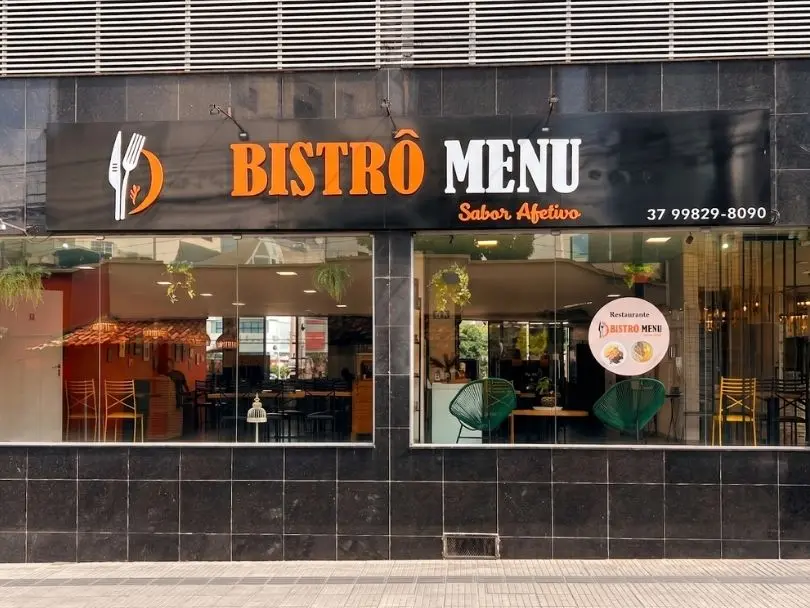 Fachada real do Bistrô Menu em Itaúna